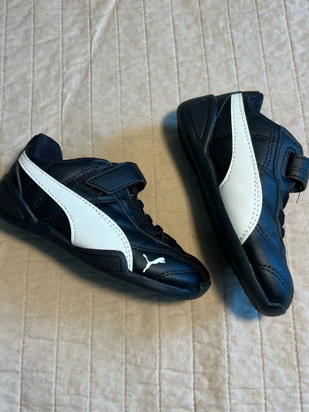 Puma Black and White Kids Low-Top Sneakers